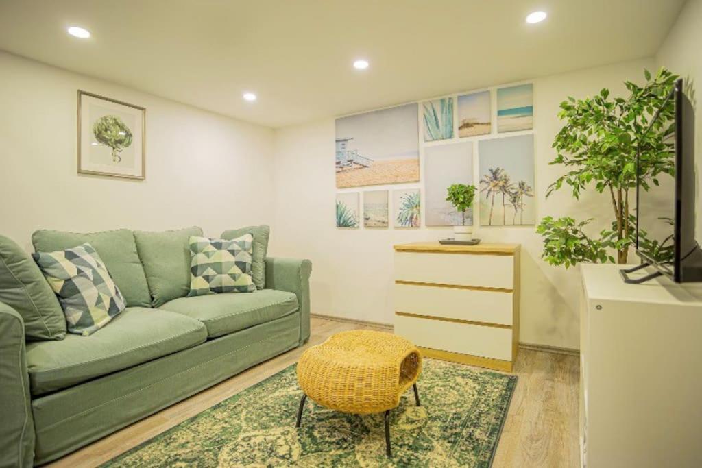 Cosy Flat In Akacfa Str., Aya Apartment Budapest Ngoại thất bức ảnh