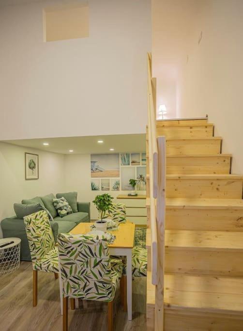 Cosy Flat In Akacfa Str., Aya Apartment Budapest Ngoại thất bức ảnh